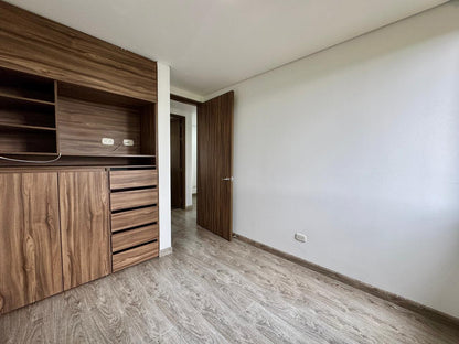 ARRIENDO APARTAMENTO MOSQUERA DE 92 m² CON BALCON Y PARQUEADERO