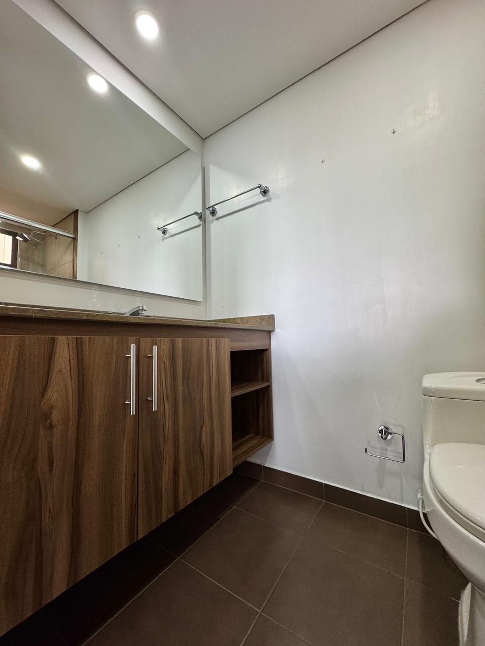 ARRIENDO APARTAMENTO MOSQUERA DE 92 m² CON BALCON Y PARQUEADERO