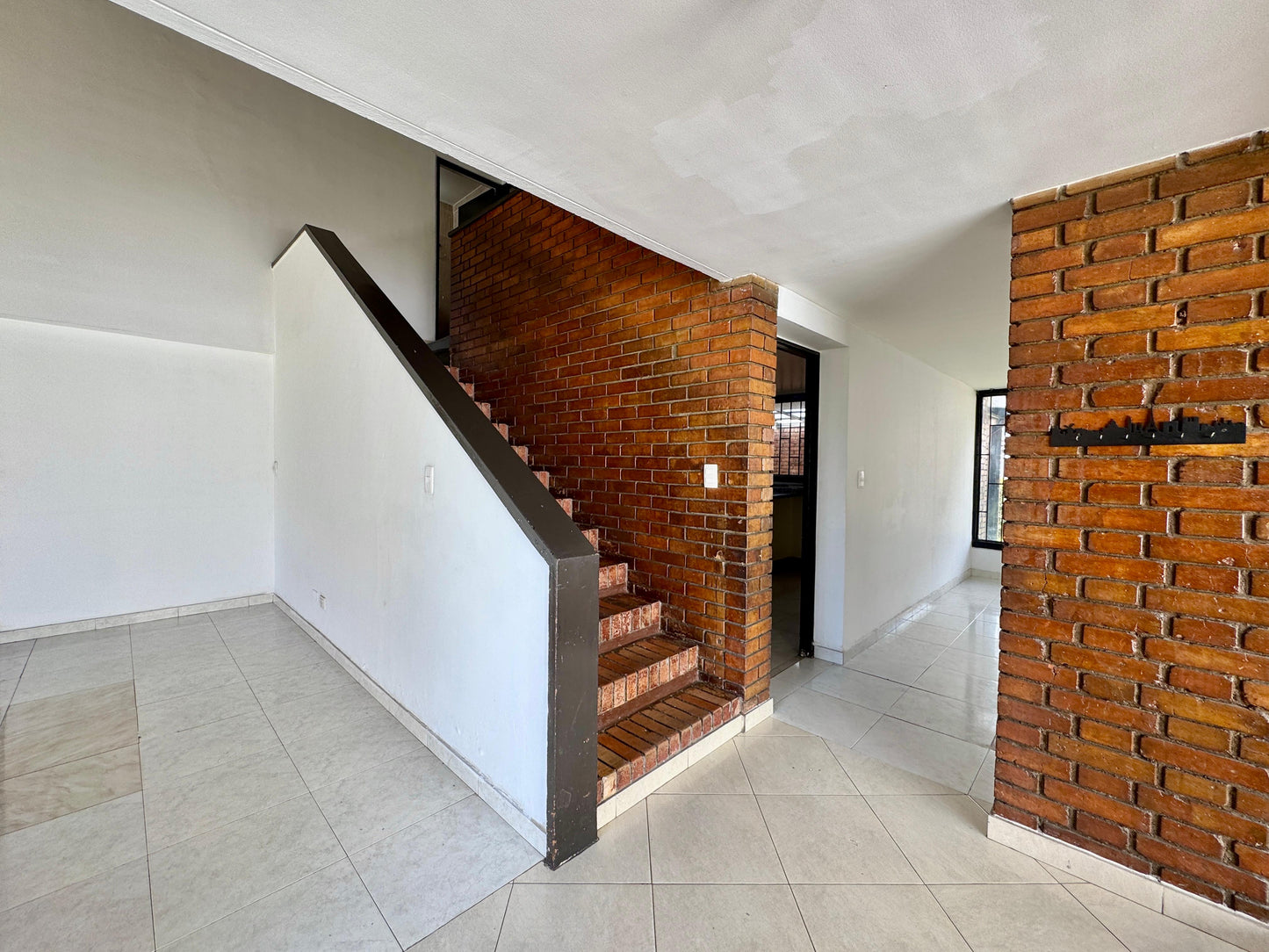 ARRIENDO CASA GIGANTE SUBA NIZA | PARQUEADEROS Y ZONA VERDE