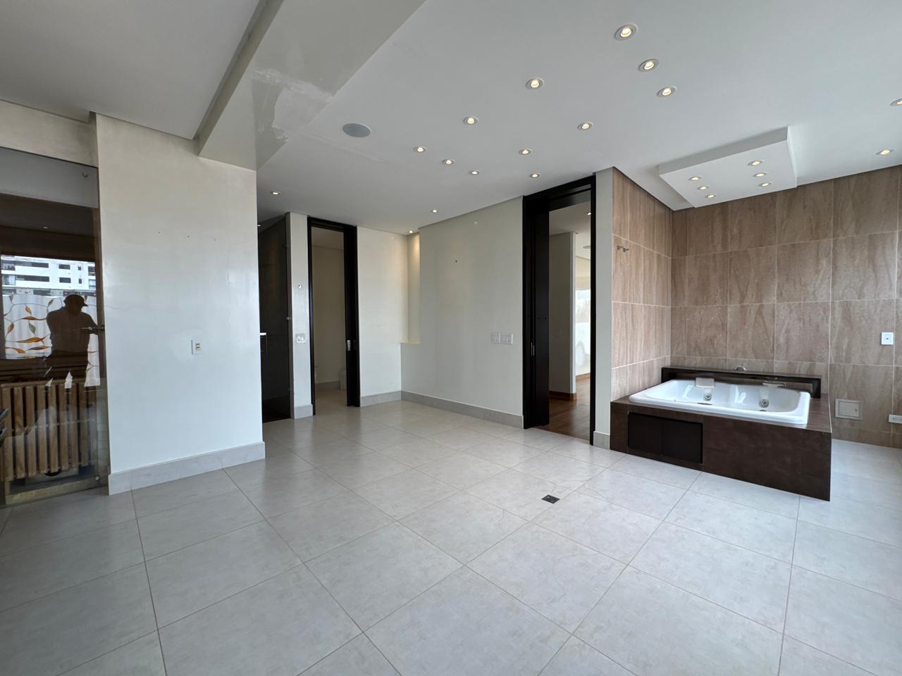 VENDO PENTHOUSE EN CHICÓ NAVARRA 🏙️✨