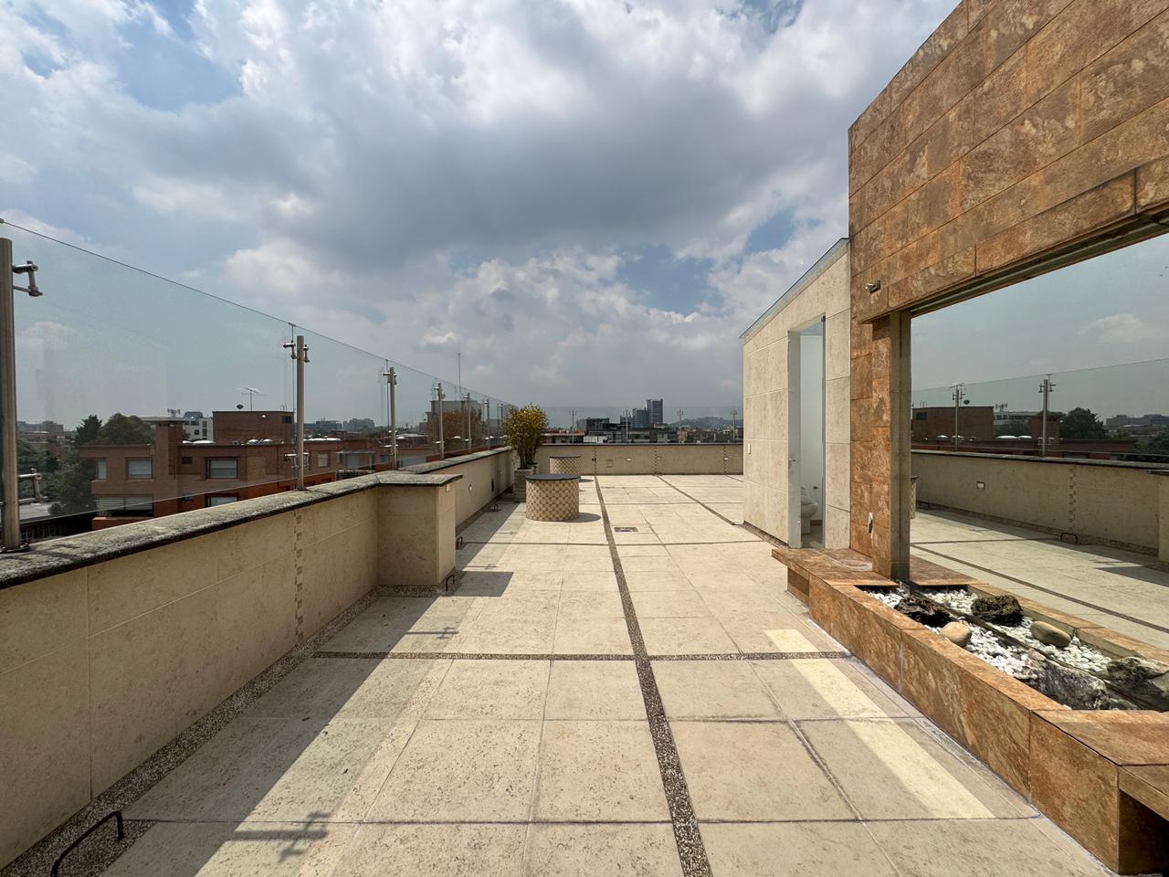 VENDO PENTHOUSE EN CHICÓ NAVARRA 🏙️✨