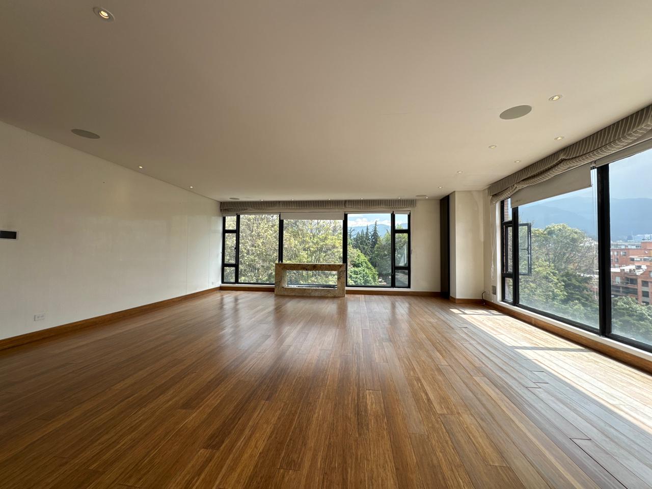 VENDO PENTHOUSE EN CHICÓ NAVARRA 🏙️✨