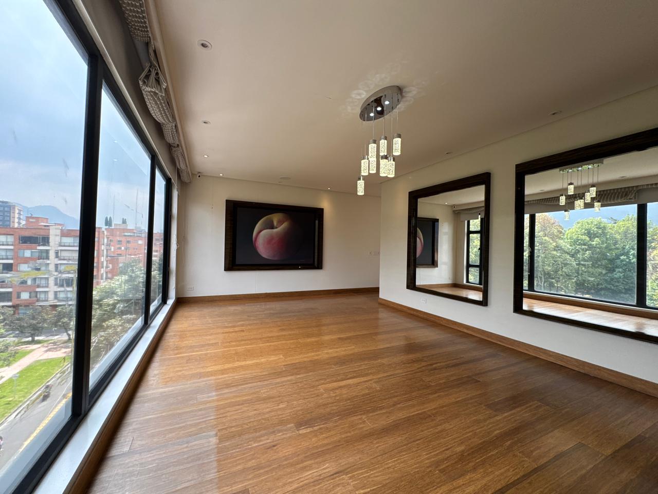 VENDO PENTHOUSE EN CHICÓ NAVARRA 🏙️✨