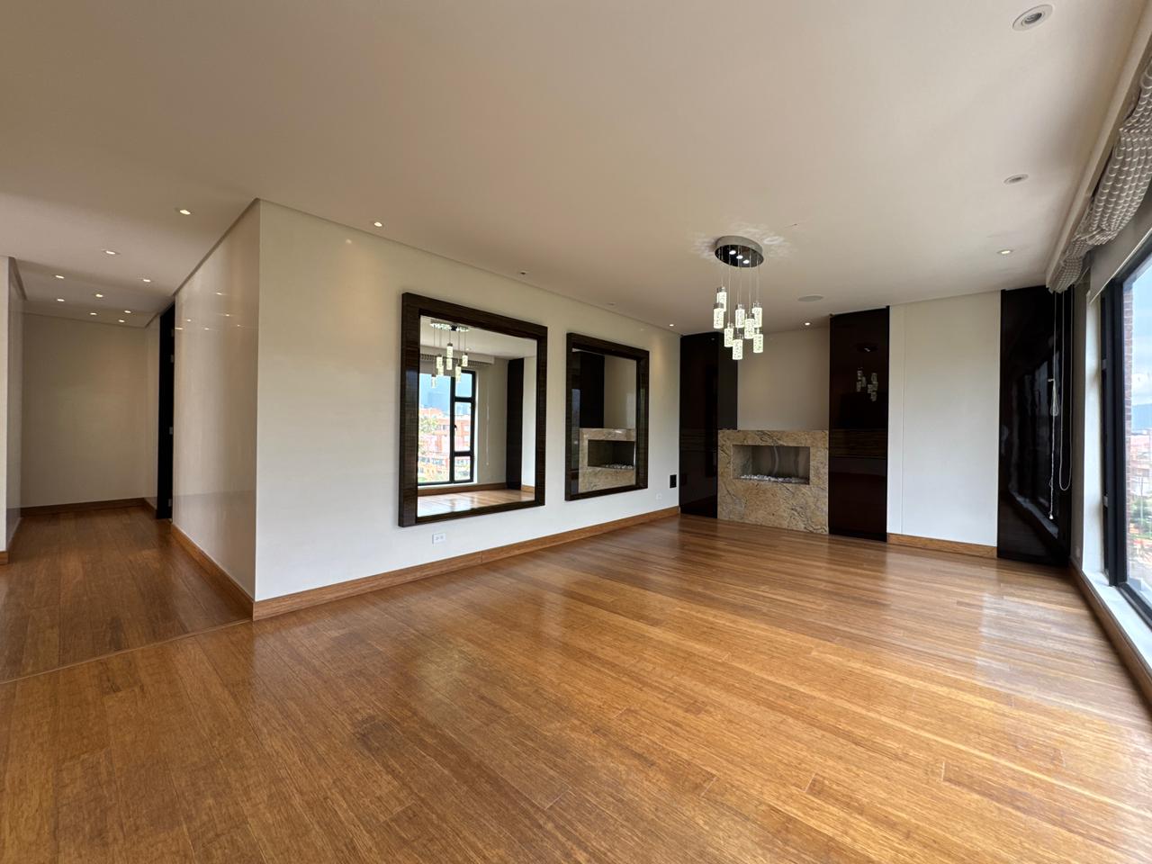 VENDO PENTHOUSE EN CHICÓ NAVARRA 🏙️✨