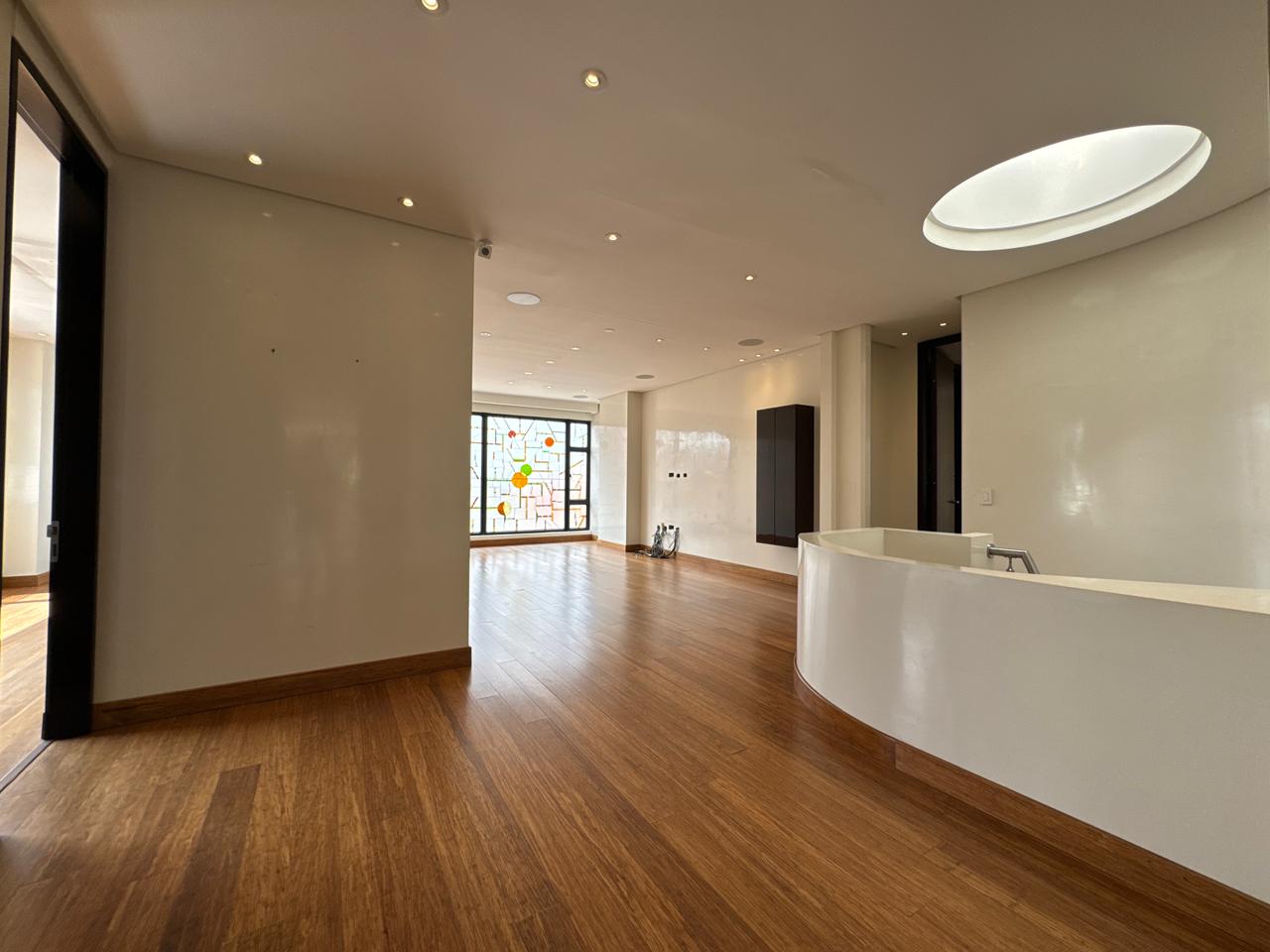 VENDO PENTHOUSE EN CHICÓ NAVARRA 🏙️✨