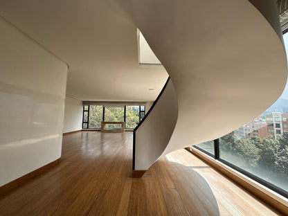 VENDO PENTHOUSE EN CHICÓ NAVARRA 🏙️✨