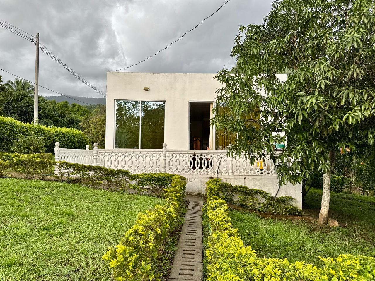 FINCA DE DESCANSO Y LUJO EN VENTA  | NATURALEZA Y RENTABILIDAD EN LA MESA CUNDINAMARCA