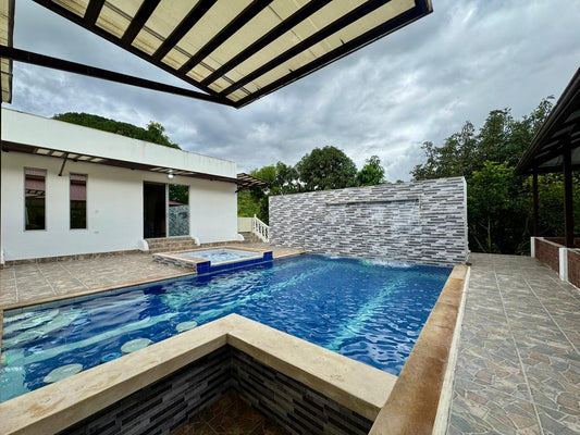 FINCA DE DESCANSO Y LUJO EN VENTA  | NATURALEZA Y RENTABILIDAD EN LA MESA CUNDINAMARCA