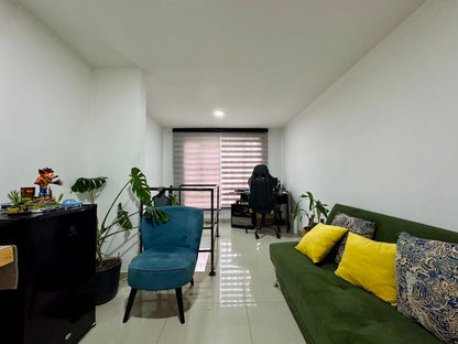 VENDO CASA EN FONTIBON | PARQUEADERO Y DEPOSITOS | CERCA AL AEROPUERTO