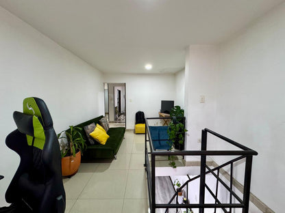 VENDO CASA EN FONTIBON | PARQUEADERO Y DEPOSITOS | CERCA AL AEROPUERTO