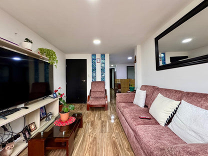 VENDO CASA EN FONTIBON | PARQUEADERO Y DEPOSITOS | CERCA AL AEROPUERTO