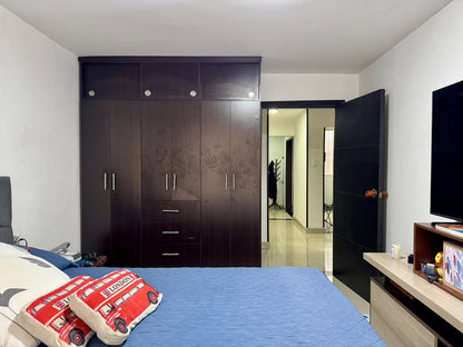 VENDO CASA EN FONTIBON | PARQUEADERO Y DEPOSITOS | CERCA AL AEROPUERTO