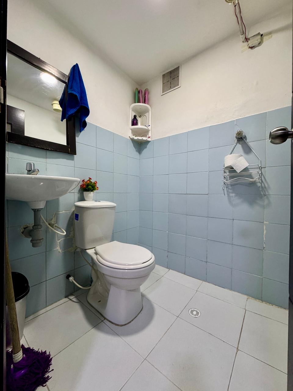 VENDO CASA EN FONTIBON | PARQUEADERO Y DEPOSITOS | CERCA AL AEROPUERTO