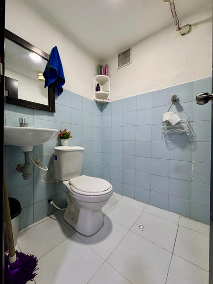 VENDO CASA EN FONTIBON | PARQUEADERO Y DEPOSITOS | CERCA AL AEROPUERTO