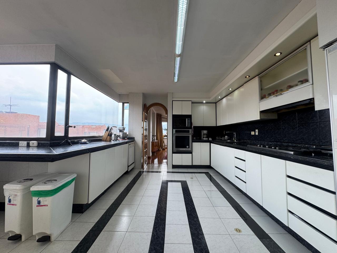🏡🌿 PENTHOUSE DÚPLEX EN VENTA – CLUB LOS LAGARTOS 🔥
