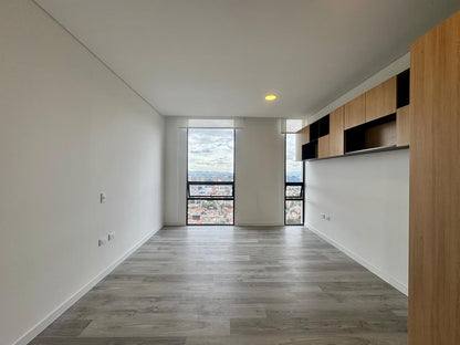 🔥🏙️ ARRIENDO APARTAESTUDIO TIPO LOFT – CENTRO INTERNACIONAL CON PARQUEADERO 🏙️🔥
