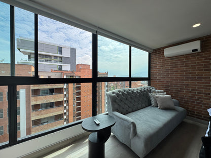 🔥🏙️ VENDO APARTAESTUDIO AMOBLADO EN LAURELES – MEDELLÍN AMOBALDO Y PARQUEADERO🔥