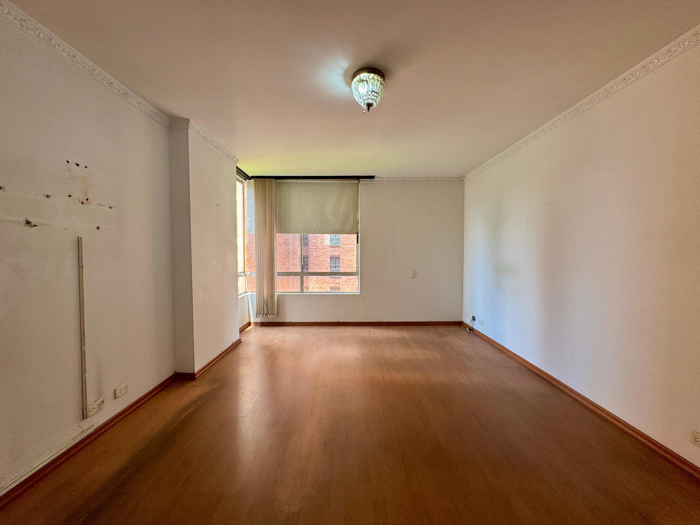 🔥🏙️ VENDO APARTAMENTO – FRENTE AL DAN CARLTON, EL POBLADO, PARQUEADEROS, BALCON 🔥