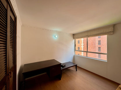 🔥🏙️ VENDO APARTAMENTO – FRENTE AL DAN CARLTON, EL POBLADO, PARQUEADEROS, BALCON 🔥