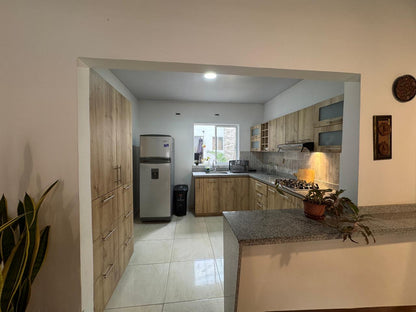 🔥🏡 ARRIENDO CASA – LAURELES LA AMÉRICA, MEDELLÍN CON PARQUEADERO 🔥