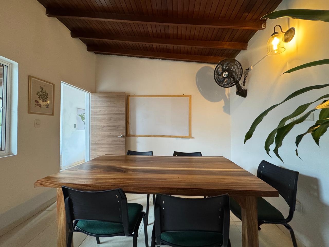 🔥🏡 ARRIENDO CASA – LAURELES LA AMÉRICA, MEDELLÍN CON PARQUEADERO 🔥