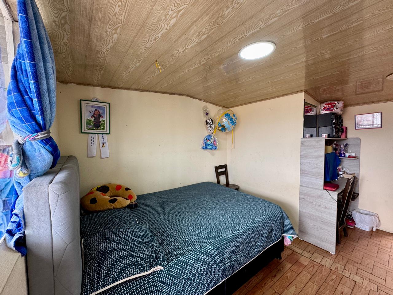 VENDO CASA EN BOSA LAURELES | 4 PISOS, GARAJE Y BALCÓN
