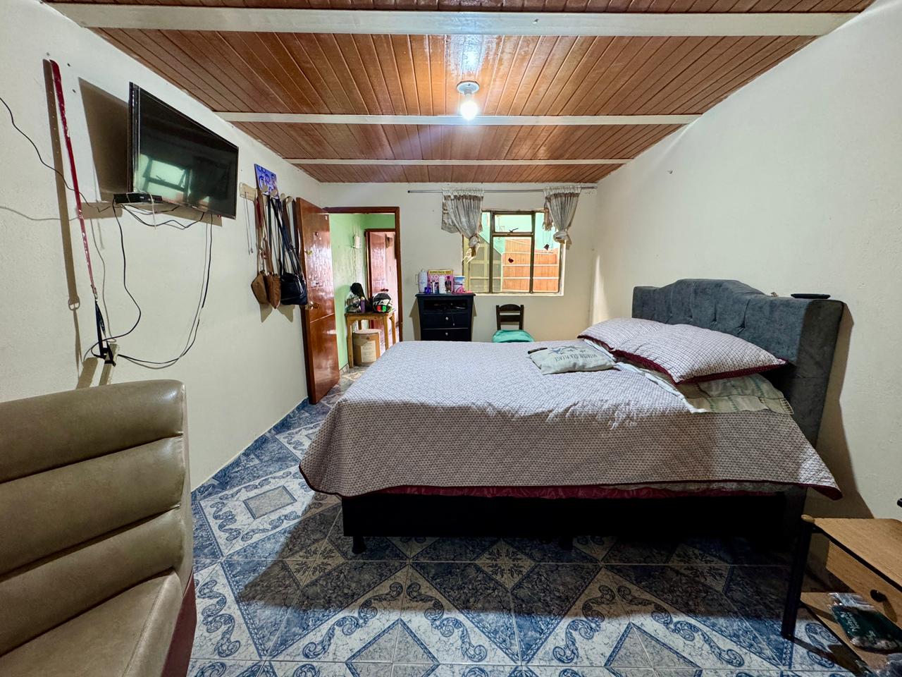 VENDO CASA EN BOSA LAURELES | 4 PISOS, GARAJE Y BALCÓN