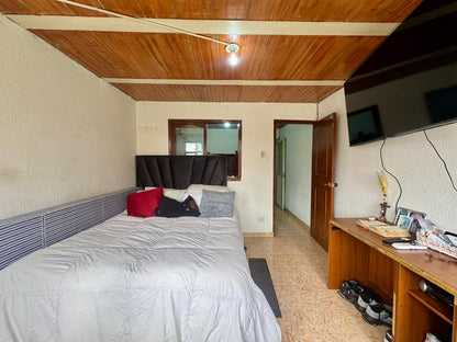 VENDO CASA EN BOSA LAURELES | 4 PISOS, GARAJE Y BALCÓN
