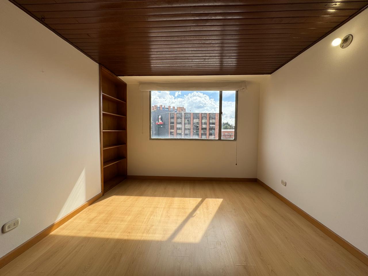 VENTA APARTAMENTO PH EN PASADENA | 134 m², CHIMENEA, ESPACIOS AMPLIOS Y FULL LUZ