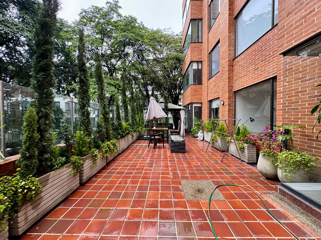 ARRIENDO APARTAMENTO EN LOS LAGARTOS | TERRAZA DE 100 m², DOMOTIZADO Y NIVEL LUJO