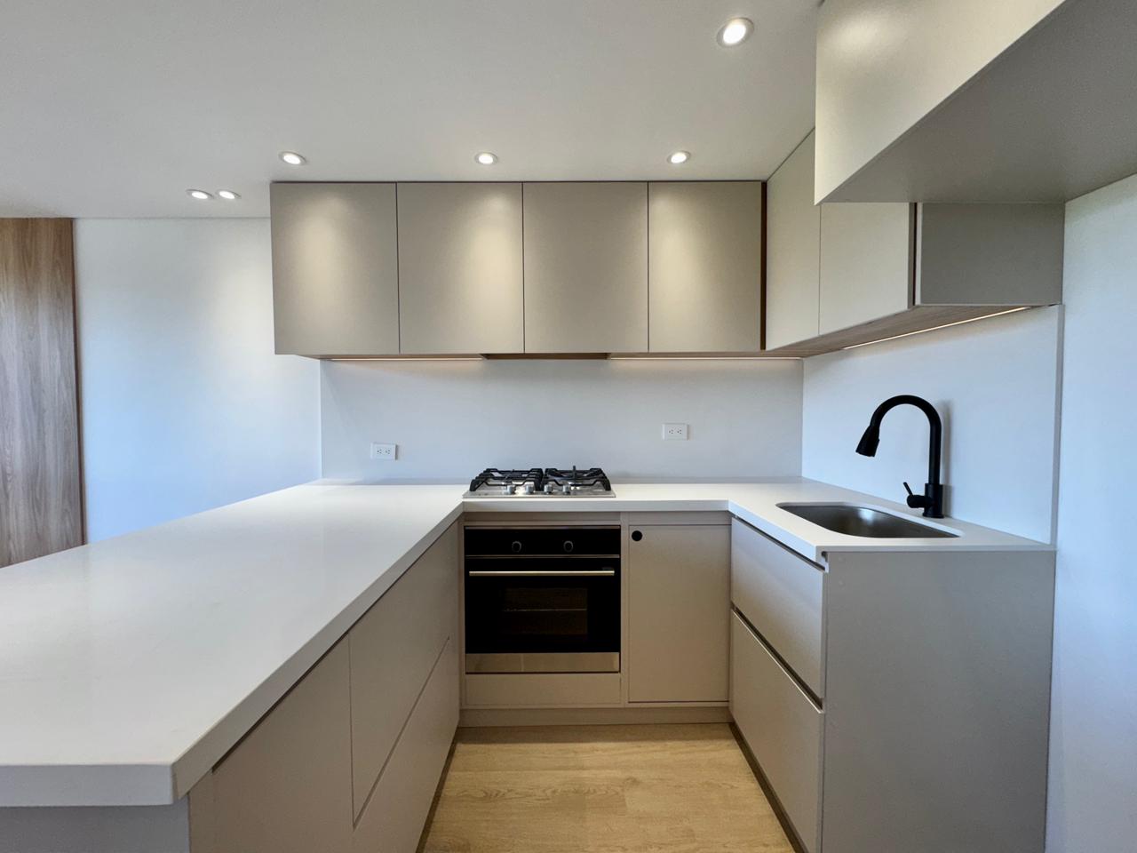 ARRIENDO APARTAESTUDIO EN LA SALLE CALLE 172 | MODERNO, CON ESTILO Y LISTO PARA ESTRENAR