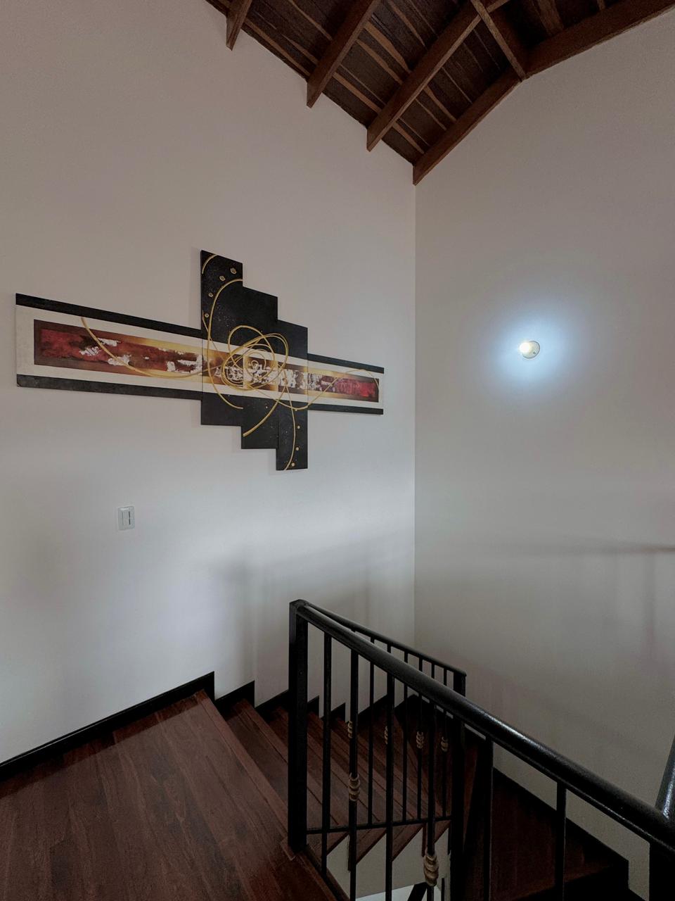 CASA EN VENTA EN CHÍA | 230 M2 + CUARTO DE CINE + 3 NIVELES 🔥🏡