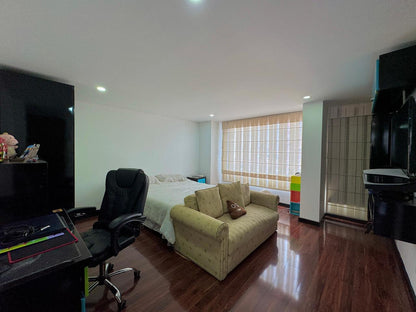 CASA EN VENTA EN CHÍA | 230 M2 + CUARTO DE CINE + 3 NIVELES 🔥🏡