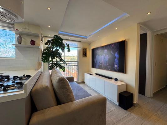 APARTAMENTO EN ARRIENDO EN MONARCAS SUBA | TOTALMENTE DOMOTIZADO + TV DE 85” + INTERNET INCLUIDO 🔥🏙️