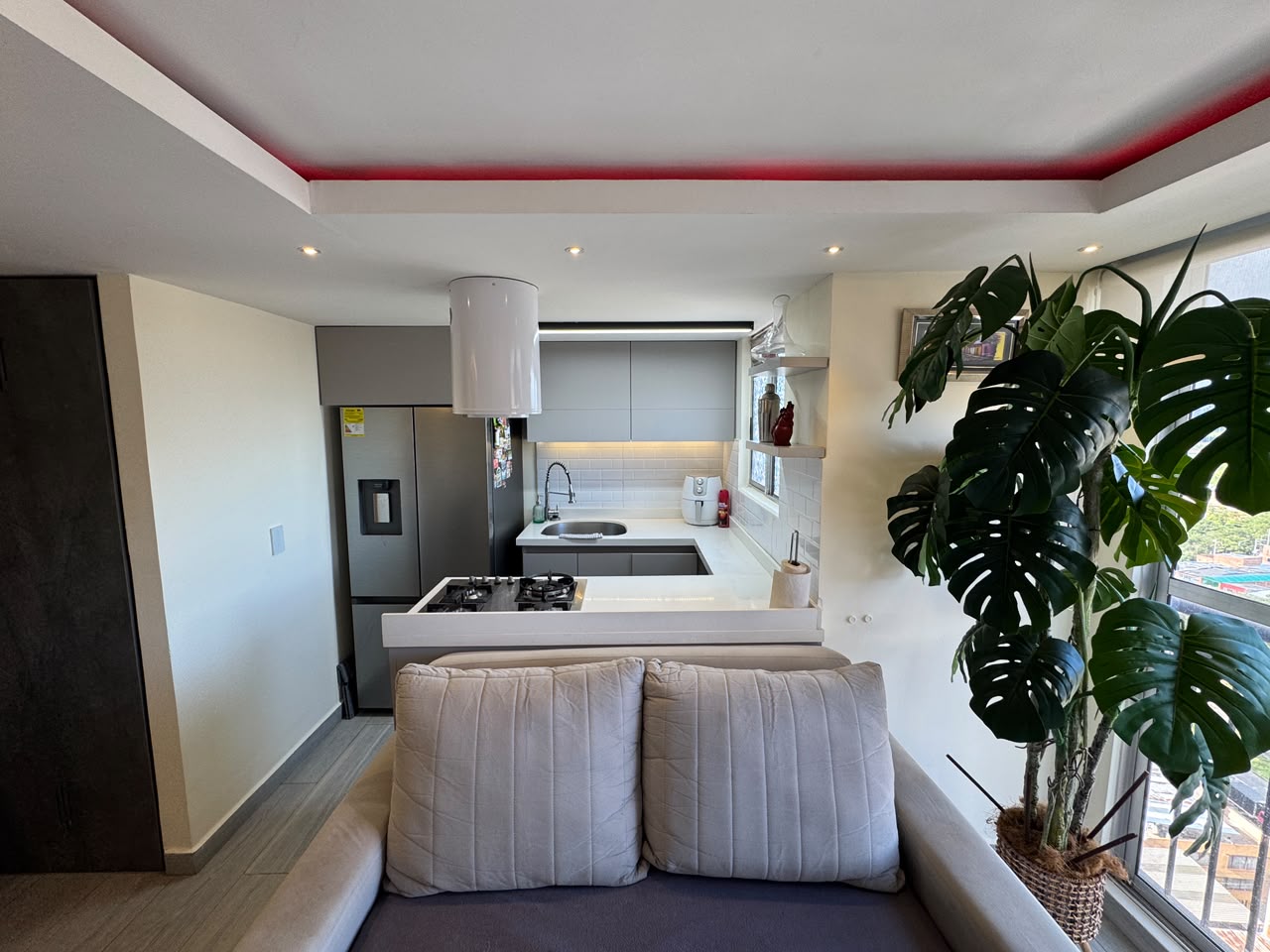 APARTAMENTO EN ARRIENDO EN MONARCAS SUBA | TOTALMENTE DOMOTIZADO + TV DE 85” + INTERNET INCLUIDO 🔥🏙️
