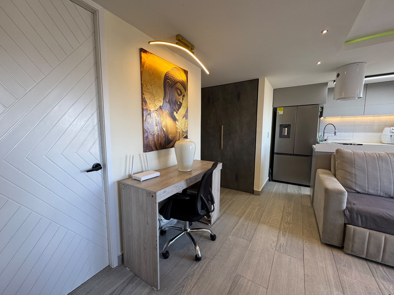 APARTAMENTO EN ARRIENDO EN MONARCAS SUBA | TOTALMENTE DOMOTIZADO + TV DE 85” + INTERNET INCLUIDO 🔥🏙️