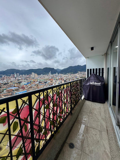 VENDO APTO con PARQUEADERO 76M2 | Ricaurte, Bogotá