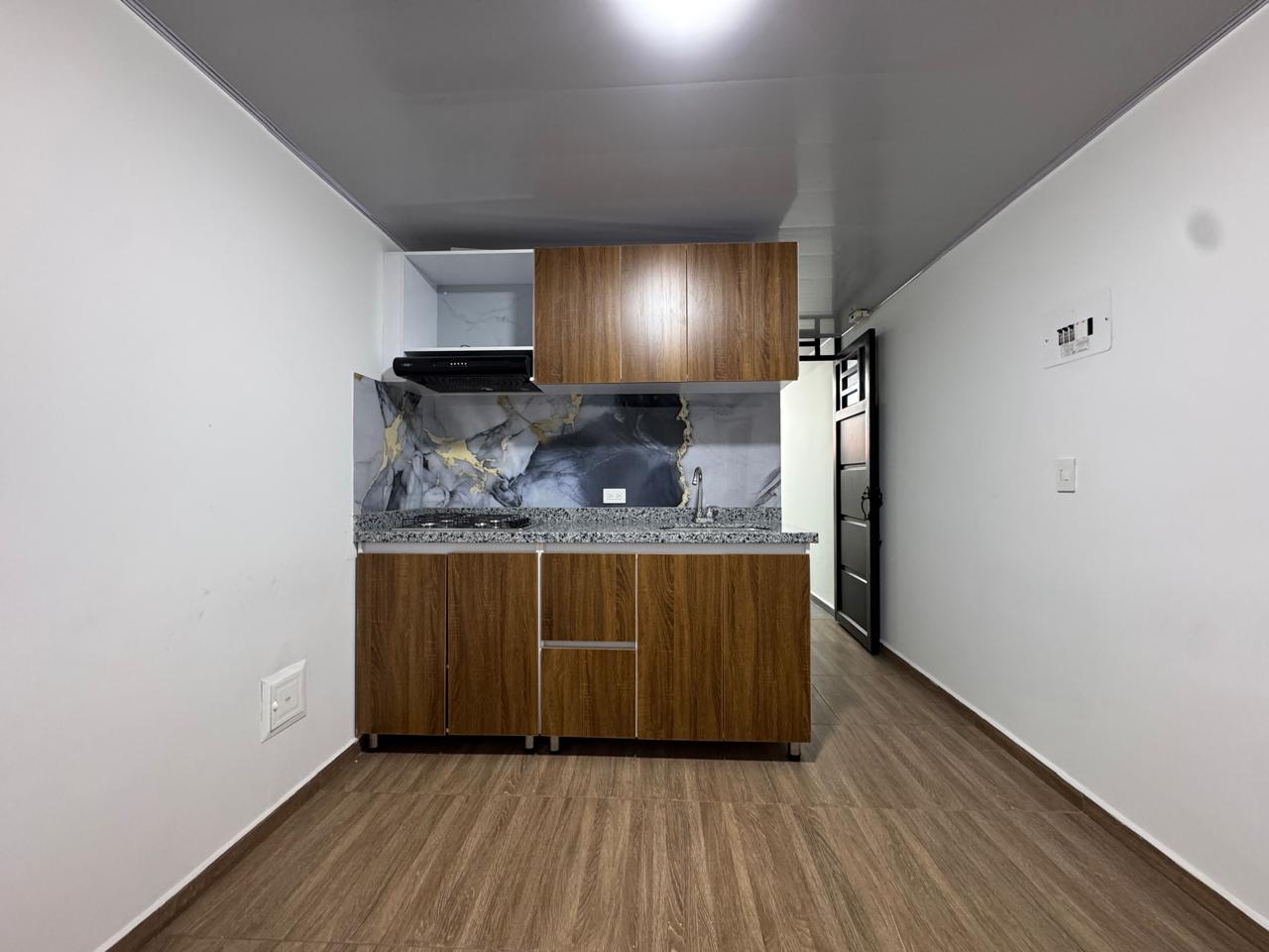 🏡 CASA EN VENTA EN BOSA CARLOS ALBÁN | 4 PISOS + LOCAL COMERCIAL + 2 APARTAMENTOS + TERRAZA