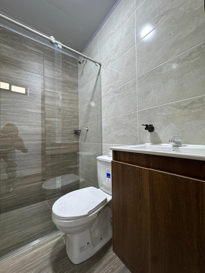 🏡 CASA EN VENTA EN BOSA CARLOS ALBÁN | 4 PISOS + LOCAL COMERCIAL + 2 APARTAMENTOS + TERRAZA