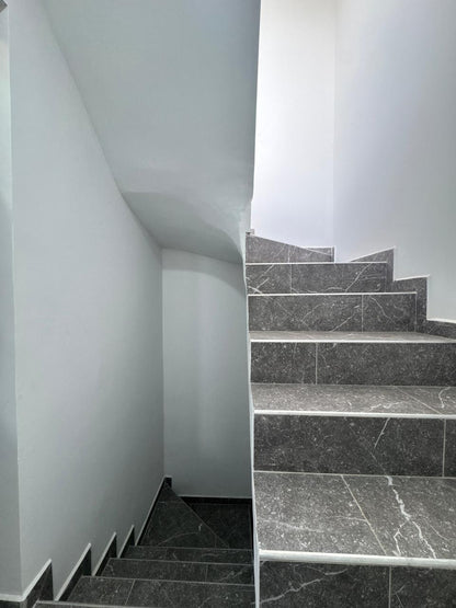 🏡 CASA EN VENTA EN BOSA CARLOS ALBÁN | 4 PISOS + LOCAL COMERCIAL + 2 APARTAMENTOS + TERRAZA