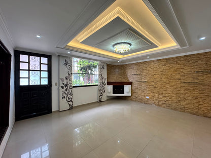 🏡 CASA EN VENTA EN MODELIA | 190 M² + PARQUEADERO PARA 2 CARROS + 2 DEPÓSITOS