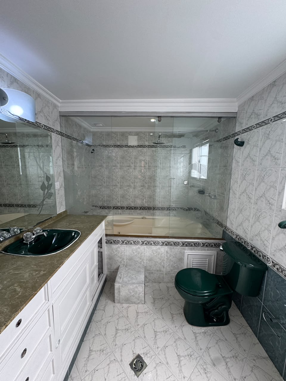 🏡 CASA EN VENTA EN MODELIA | 190 M² + PARQUEADERO PARA 2 CARROS + 2 DEPÓSITOS