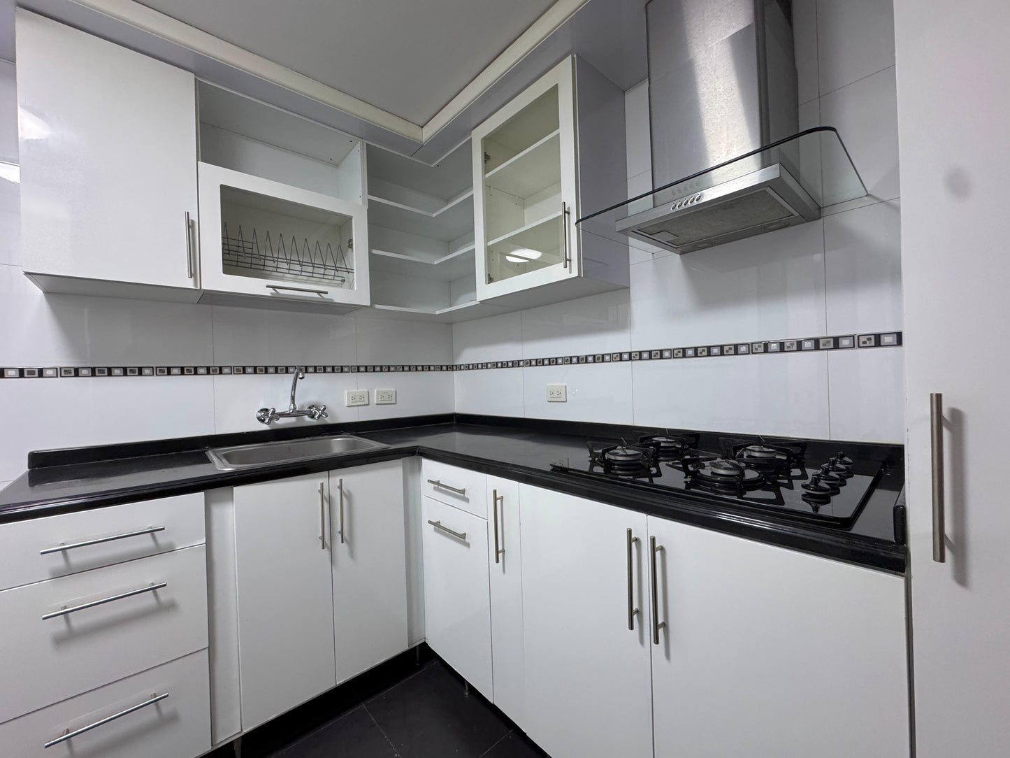 🏡 APARTAMENTO EN VENTA EN ALTOS DE PROVENZA | 98 M² + 3 PARQUEADEROS + DEPÓSITO 🔥
