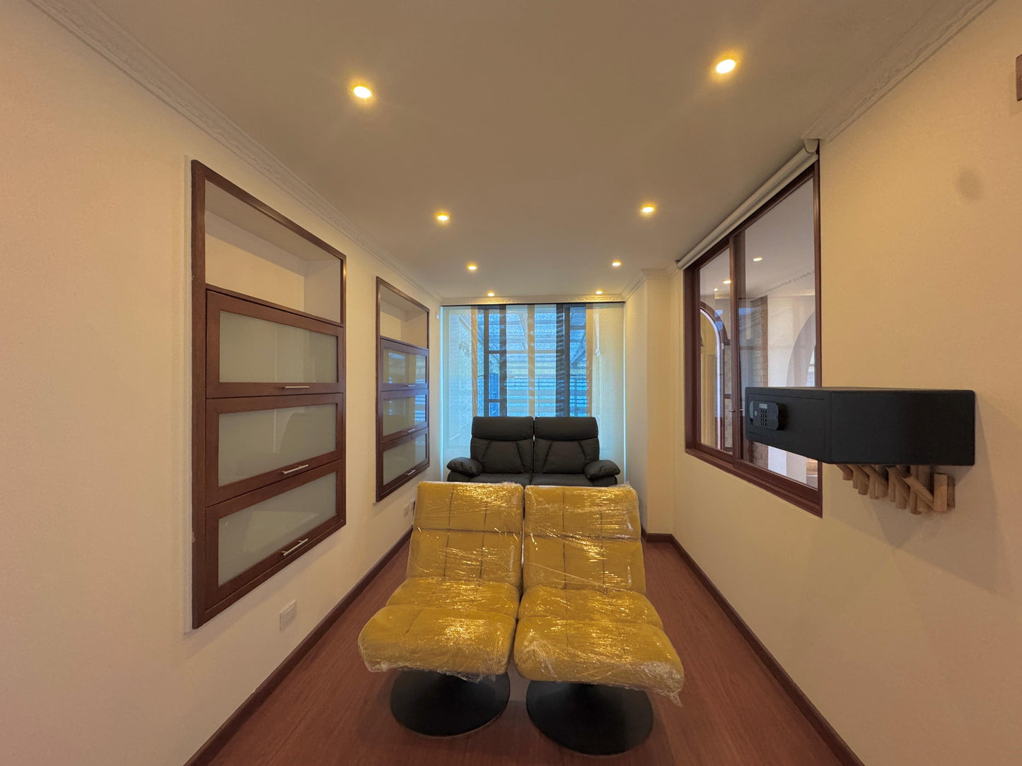 🏡 CASA EN VENTA EN MODELIA | 377 M² + 5 HABITACIONES + 3 PARQUEADEROS