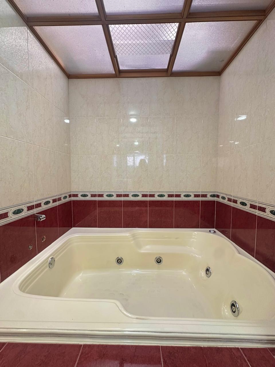 🏡 CASA EN VENTA EN MODELIA | 177 M² + 4 PARQUEADEROS + EXCELENTE UBICACIÓN 🔥