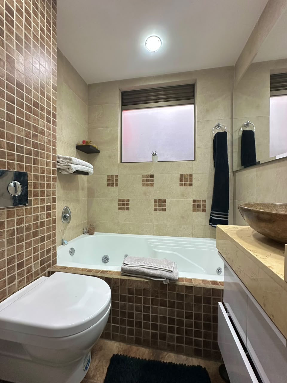 🏡 APARTAMENTO EN VENTA EN CIUDAD BERNA | 5 HABITACIONES + GARAJE PARA 2 VEHÍCULOS 🔥