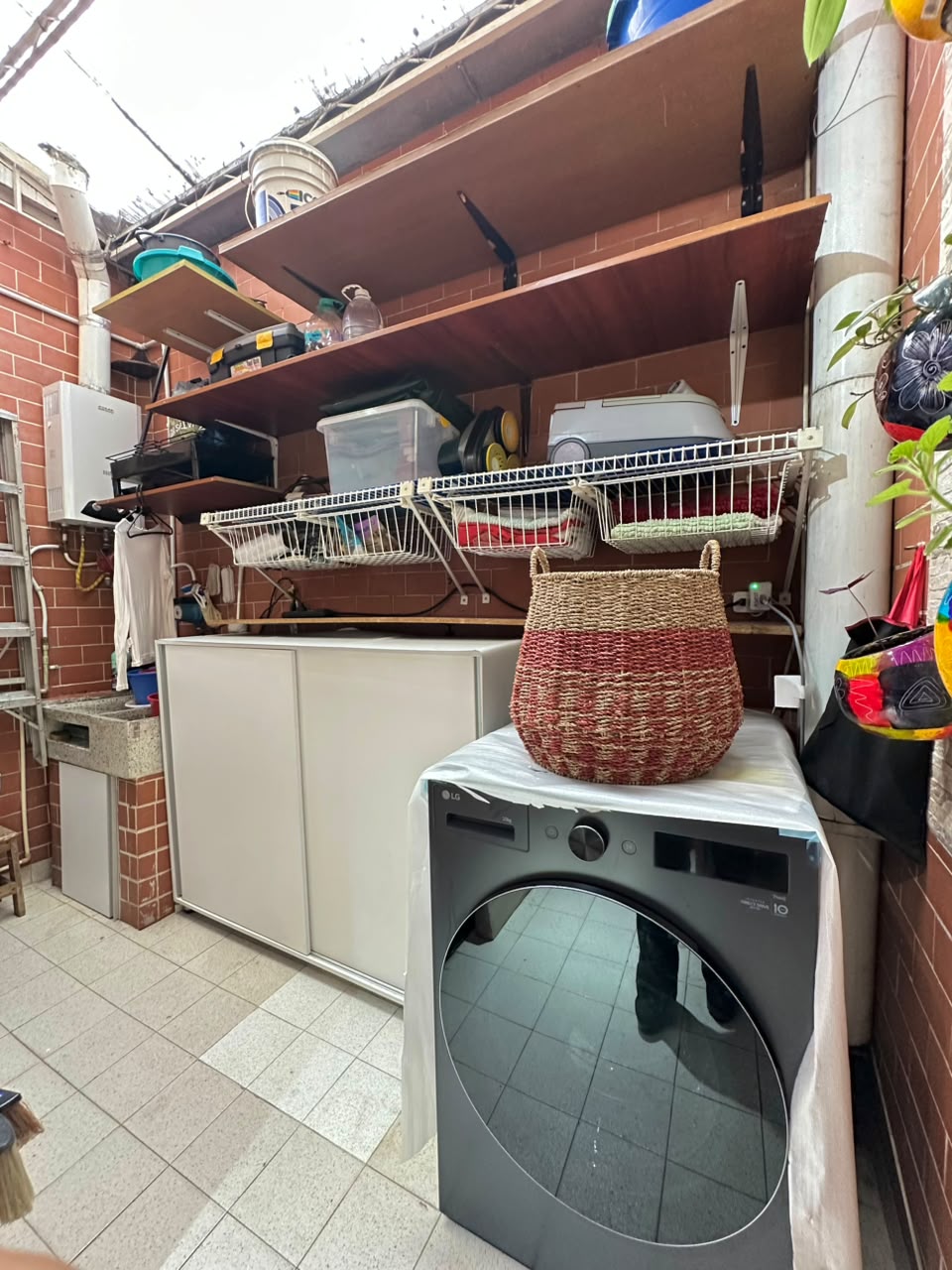 🏡 APARTAMENTO EN VENTA EN CIUDAD BERNA | 5 HABITACIONES + GARAJE PARA 2 VEHÍCULOS 🔥