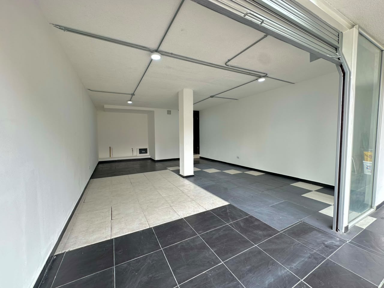 🏢 ¡6 LOCALES EN ARRIENDO EN SANTA MARÍA DEL LAGO! 🔥