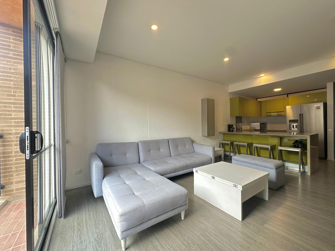 🏡 APARTAESTUDIO EN RENTA – SAN MARTÍN | CENTRO | PISCINA + 2 BALCONES 🔥