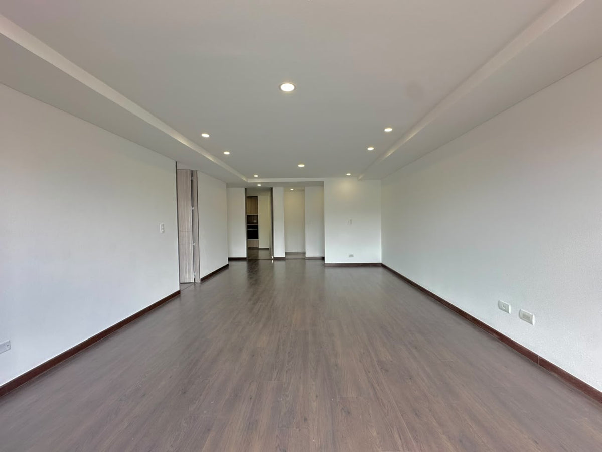 🏡 APARTAMENTO EN VENTA – CHICO NORTE | NORTE | 3 HABITACIONES + BALCÓN 🔥